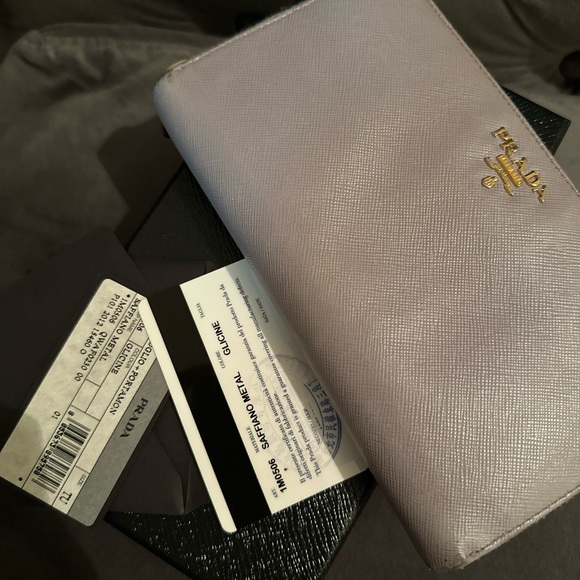 PRADA Saffian Zip Around Long Wallet Leather lavender - Picture 5 of 17